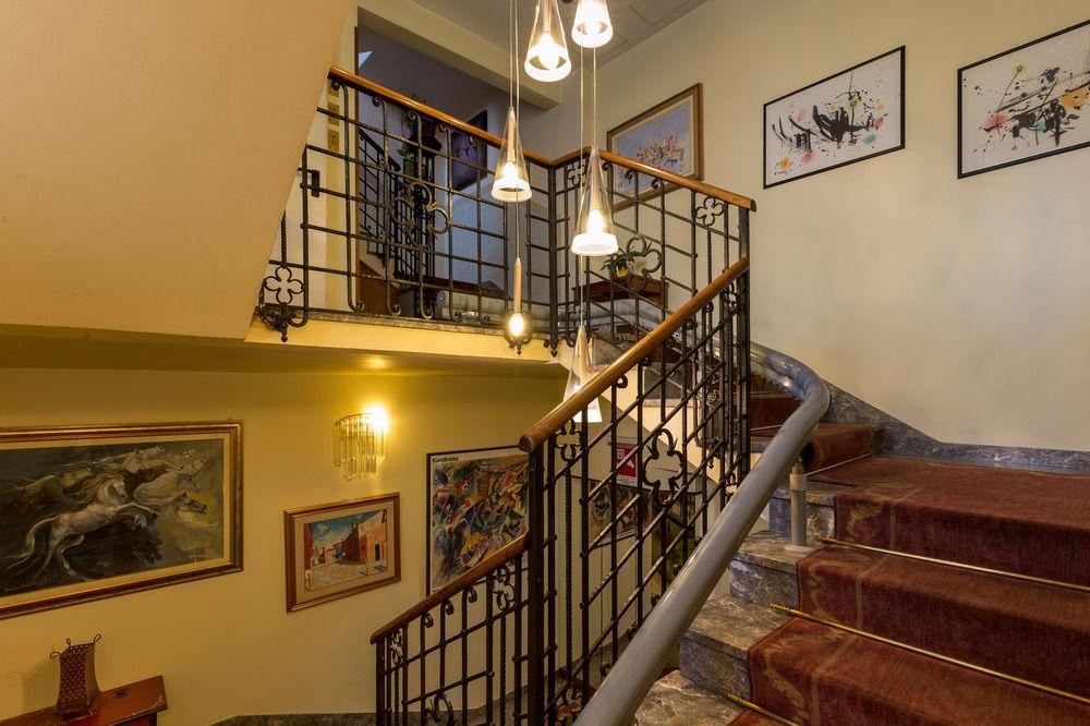 Giustizia Hotel Mestre